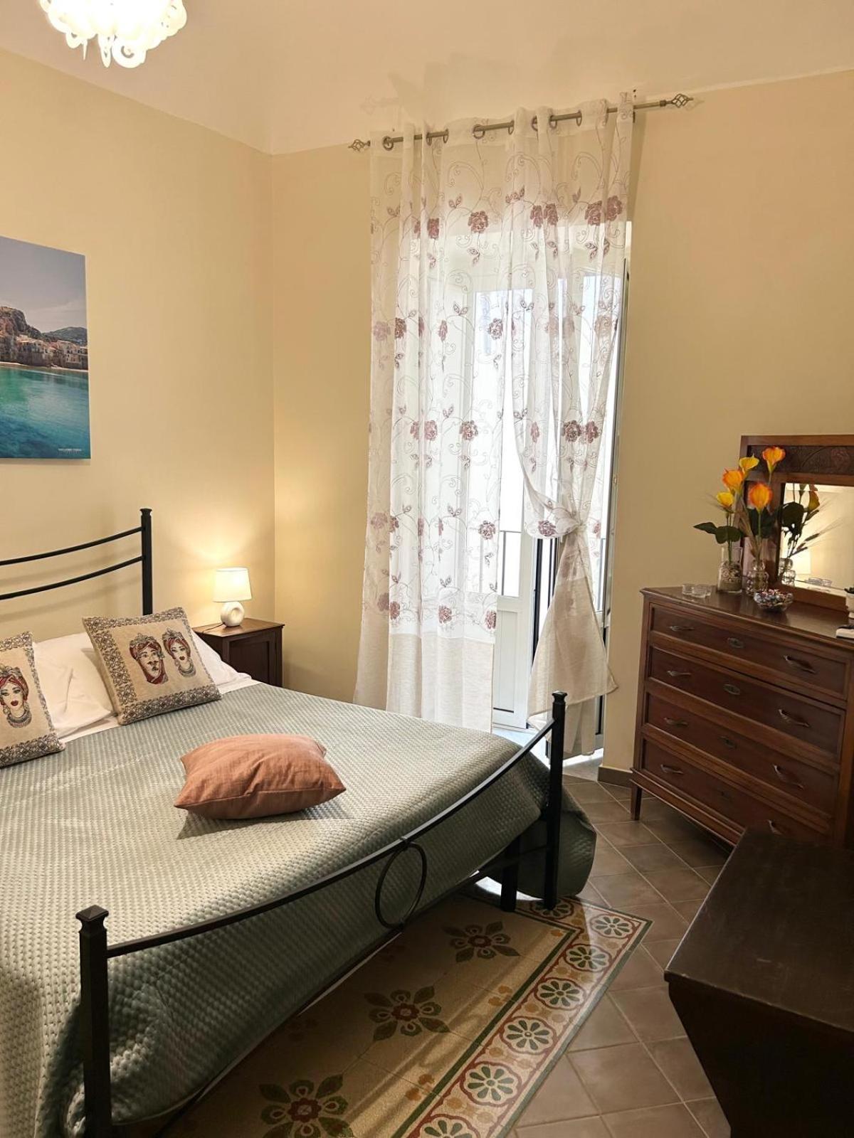 Sicilian Dream Apartments تْشيفالو المظهر الخارجي الصورة