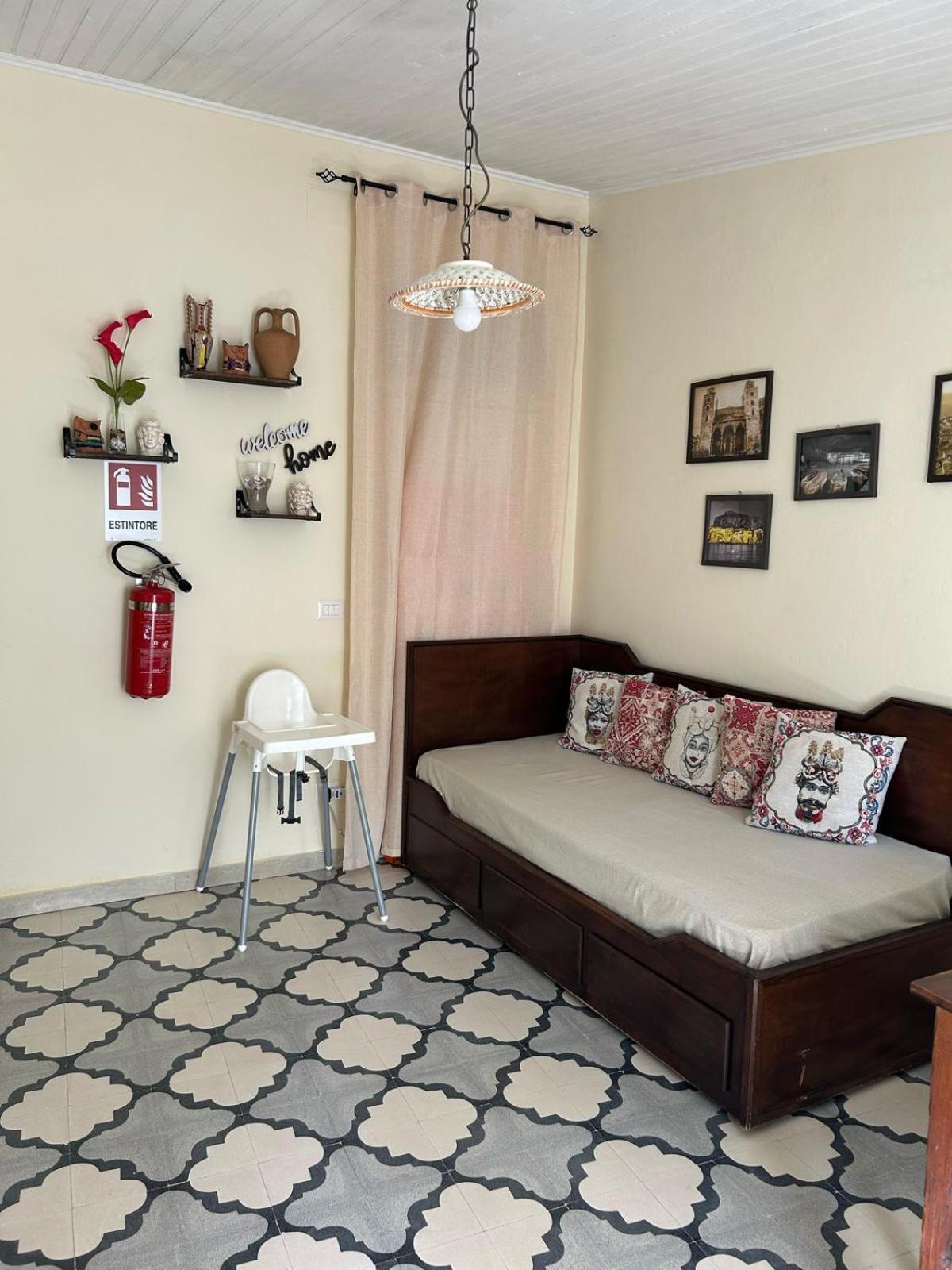 Sicilian Dream Apartments تْشيفالو المظهر الخارجي الصورة