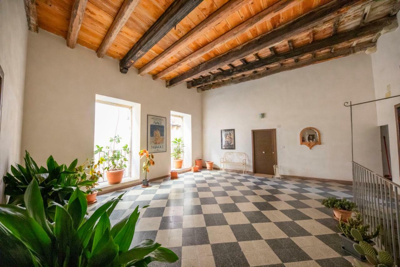Sicilian Dream Apartments تْشيفالو المظهر الخارجي الصورة