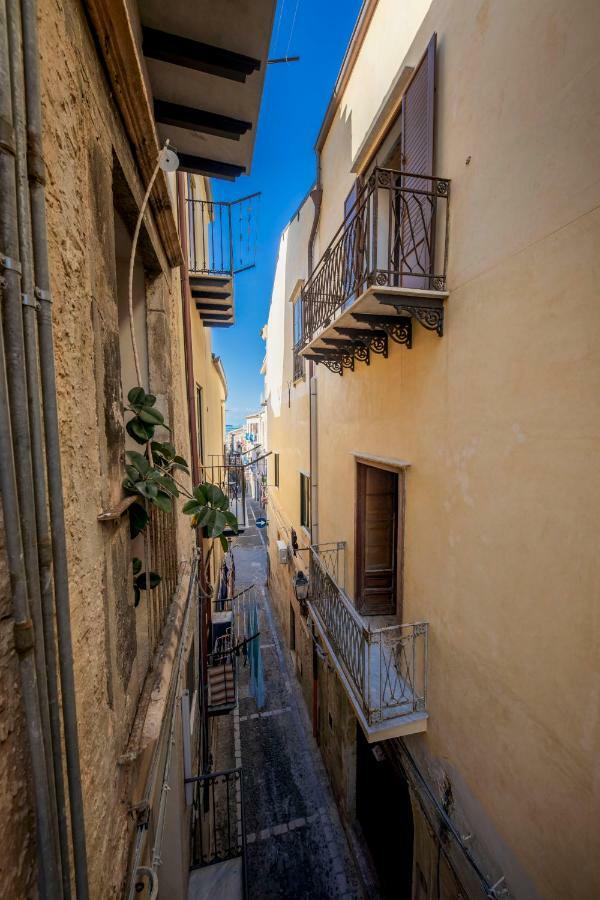 Sicilian Dream Apartments تْشيفالو المظهر الخارجي الصورة